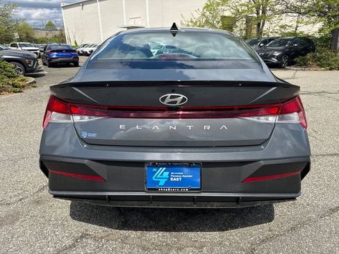 New 2026 Hyundai Elantra Sport FWD image 10
