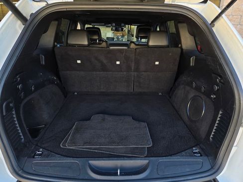 Used 2015 Jeep Grand Cherokee Altitude image 24