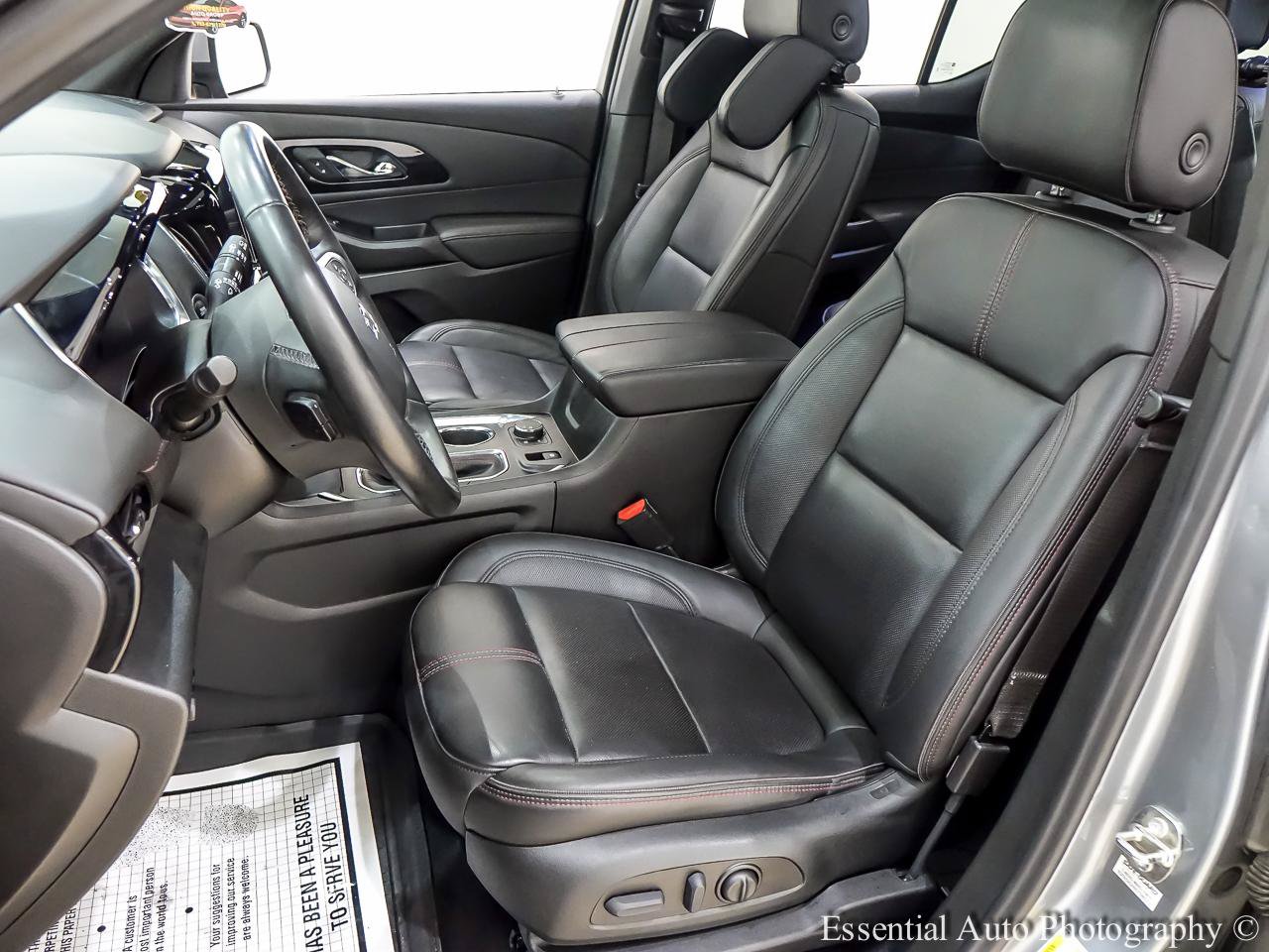 Used 2023 Chevrolet Traverse RS w/ LPO, Floor Liner Package AWD/4WD image 13