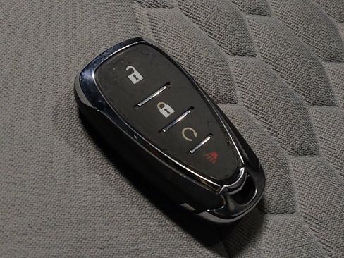 Used 2021 Chevrolet Equinox LS AWD/4WD image 32