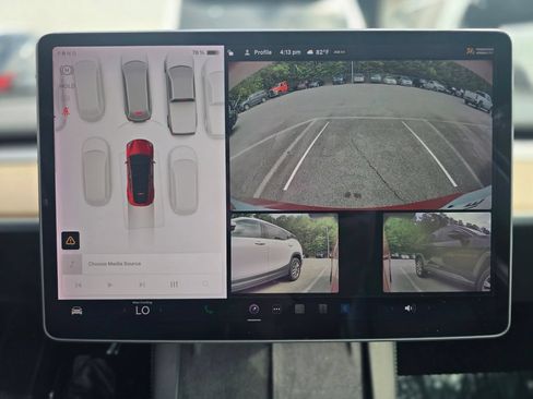 Used 2021 Tesla Model Y Long Range AWD/4WD image 17