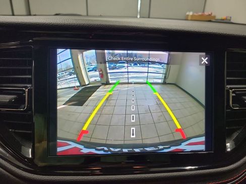 Used 2023 Dodge Durango GT image 10