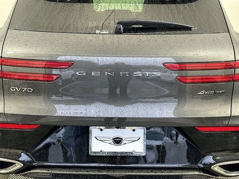 New 2026 Genesis GV70 3.5T Sport Advanced image 22