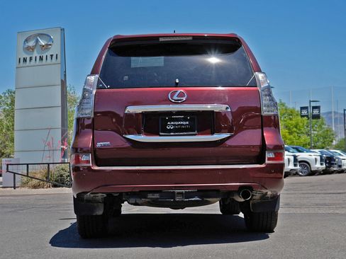Used 2019 Lexus GX 460 Premium w/ Premium Package AWD/4WD image 7
