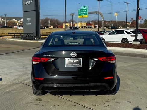 Used 2025 Nissan Sentra SV image 20
