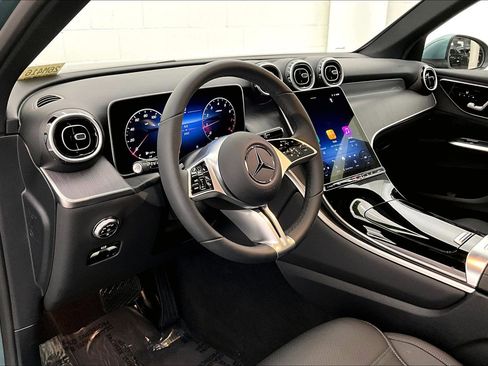 Used 2026 Mercedes-Benz GLC 300 image 19