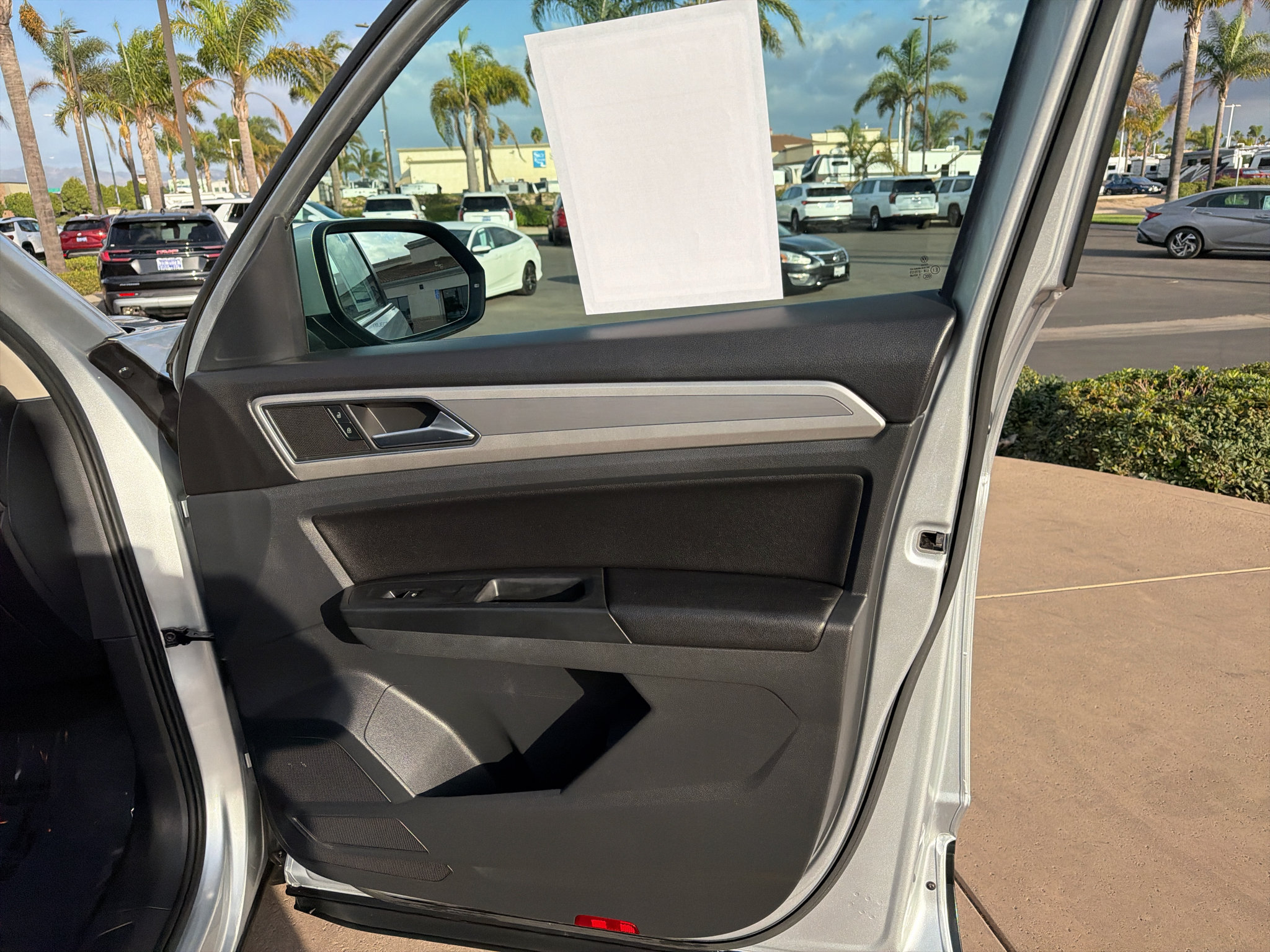 Used 2018 Volkswagen Atlas SE AWD/4WD image 12