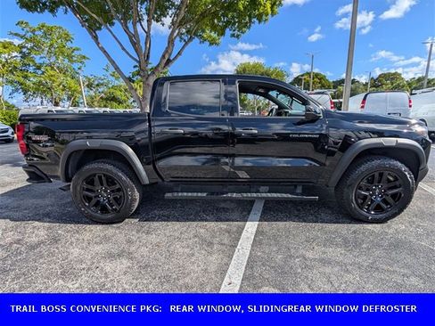 Used 2023 Chevrolet Colorado Trail Boss w/ Technology Package image 6