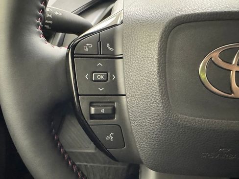 Used 2024 Toyota Prius Prime Premium image 22