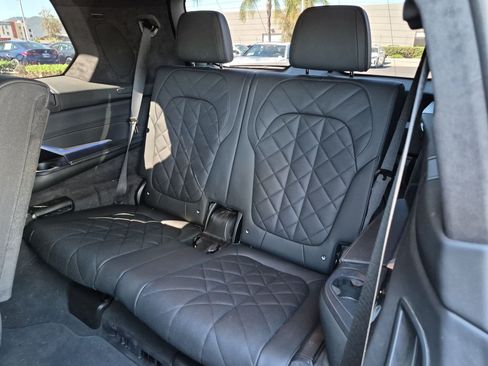 Used 2024 BMW X7 xDrive40i w/ Executive Package AWD/4WD image 31