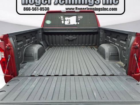 Used 2024 Chevrolet Silverado 1500 LT AWD/4WD image 23