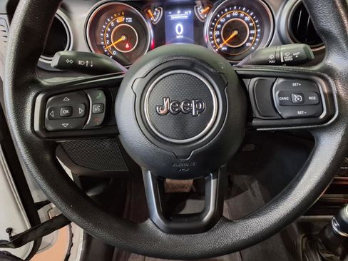 Used 2023 Jeep Wrangler Sport image 11