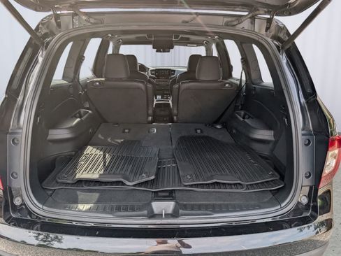 Certified 2022 Honda Pilot Black Edition image 13