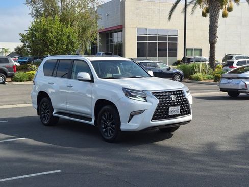 Used 2022 Lexus GX 460 Premium w/ Premium Package AWD/4WD image 3