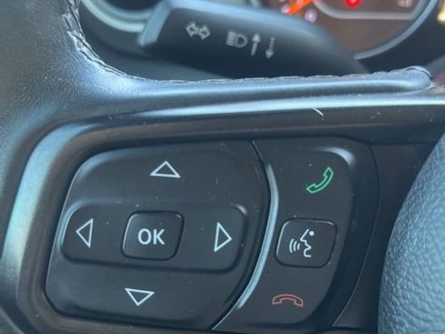 Used 2018 Jeep Wrangler Unlimited Sport S image 18