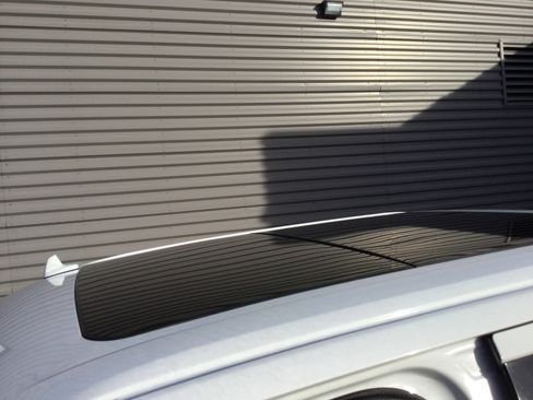 Used 2018 Ford F150 Lariat w/ Equipment Group 502A Luxury image 5