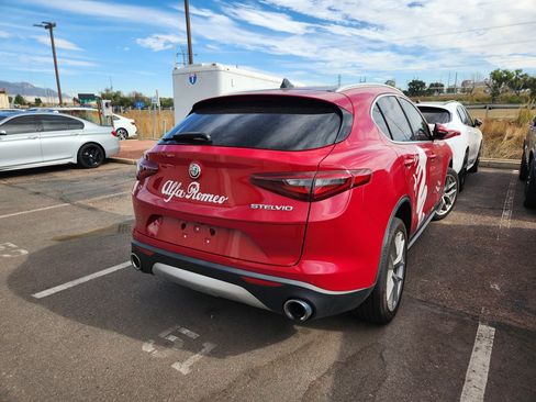 Used 2018 Alfa Romeo Stelvio Ti AWD/4WD image 10