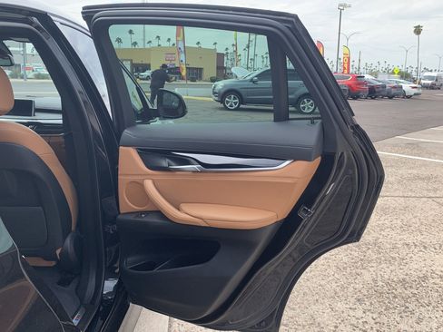 Used 2019 BMW X6 sDrive35i w/ M Sport Package image 32