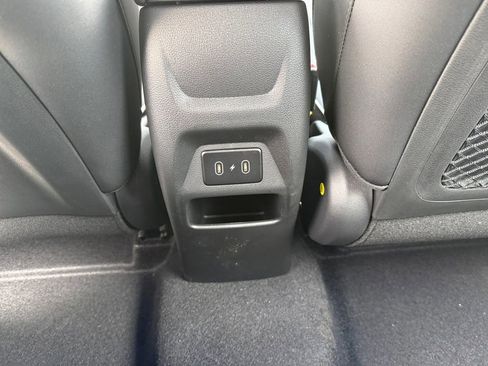 New 2026 Hyundai Venue SEL FWD image 27