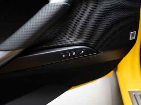 Certified 2022 Ferrari 296 GTB image 18