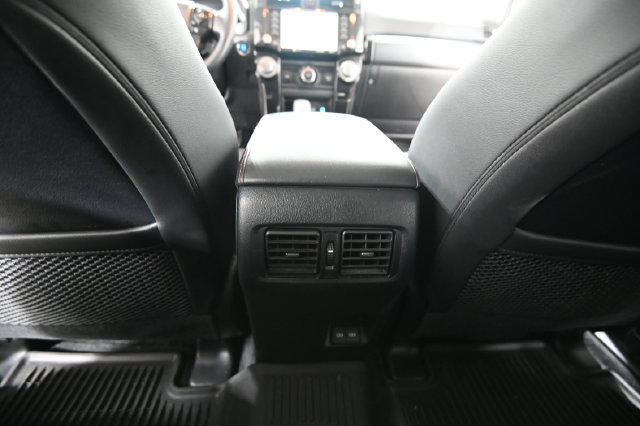 Used 2023 Toyota 4Runner TRD Off-Road Premium w/ Moonroof Package AWD/4WD image 31