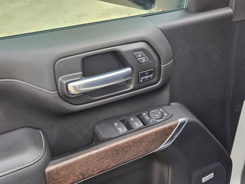 Certified 2023 GMC Sierra 2500 Denali w/ Denali Ultimate Package image 12
