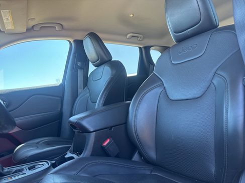 Used 2021 Jeep Cherokee Latitude Lux image 43