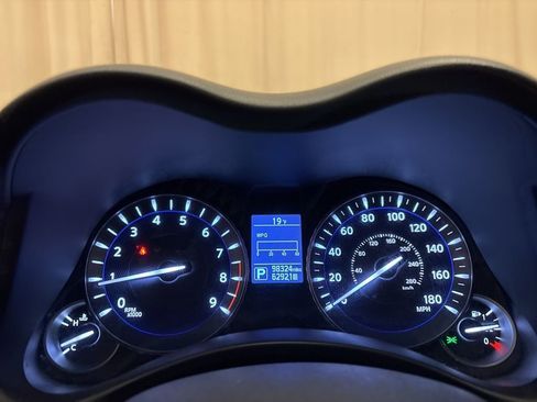 Used 2019 INFINITI Q70 Luxe image 15