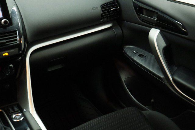 Used 2024 Mitsubishi Eclipse Cross LE AWD/4WD image 25