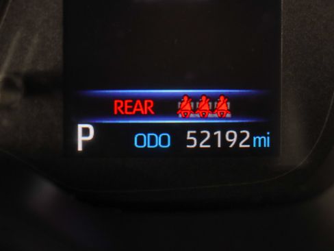 Used 2022 Toyota Corolla SE FWD image 16