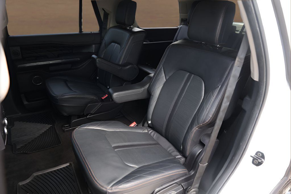 Used 2021 Ford Expedition Platinum RWD image 25