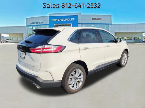 Used 2024 Ford Edge Titanium AWD/4WD image 7