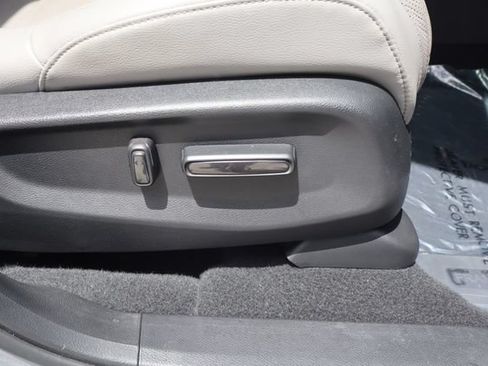Used 2021 Honda CR-V Touring image 14