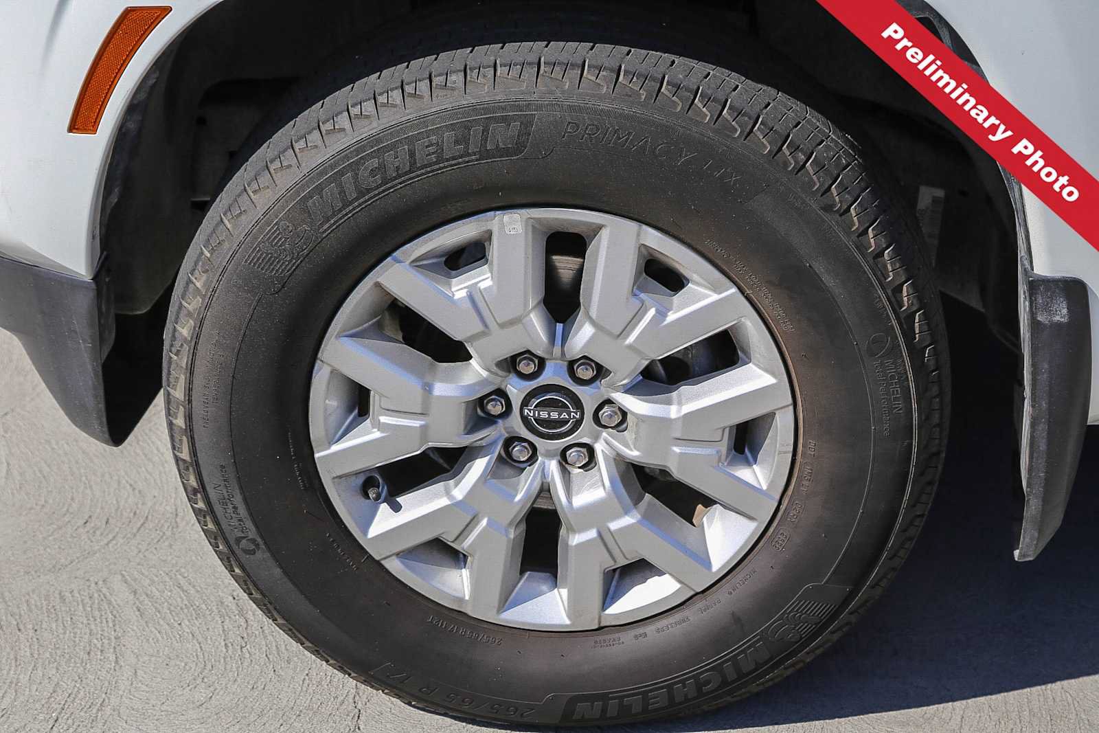 Used 2022 Nissan Frontier SV RWD image 11