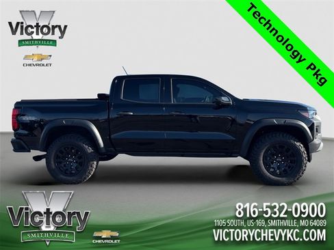 Used 2023 Chevrolet Colorado Trail Boss w/ Technology Package image 7