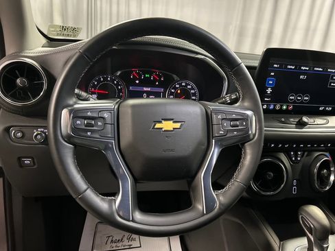 Used 2023 Chevrolet Blazer LT image 15