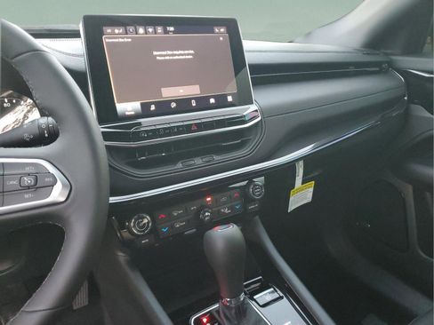 New 2026 Jeep Compass Latitude w/ Quick Order Package 29K image 23