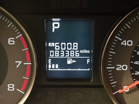 Used 2015 Subaru Forester 2.5i Limited image 26