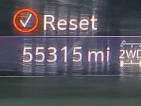 Used 2021 GMC Sierra 1500 SLE image 34