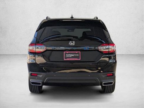 New 2025 Honda Pilot Black Edition image 9