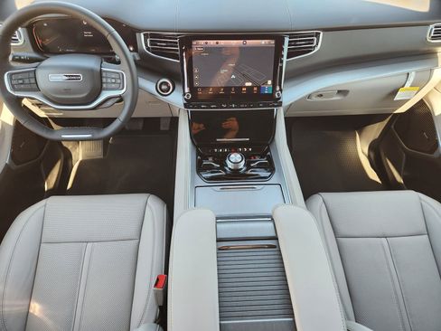 New 2026 Jeep Grand Wagoneer Limited AWD/4WD image 21
