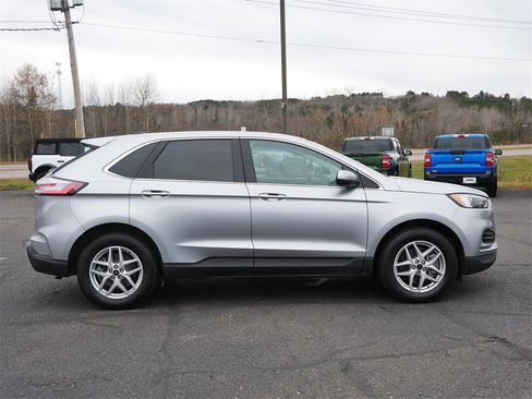 Certified 2023 Ford Edge SEL image 6