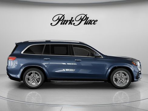 New 2026 Mercedes-Benz GLS 450 4MATIC image 28