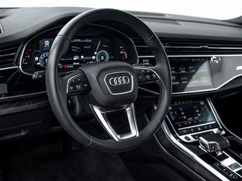 Used 2021 Audi Q7 3.0T Premium image 10