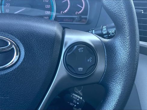 Used 2015 Toyota Venza LE image 25