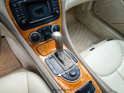 Used 2004 Mercedes-Benz SL 500 image 45
