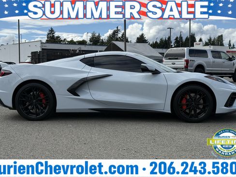 Used 2023 Chevrolet Corvette Stingray Coupe w/ Z51 Performance Package RWD image 6