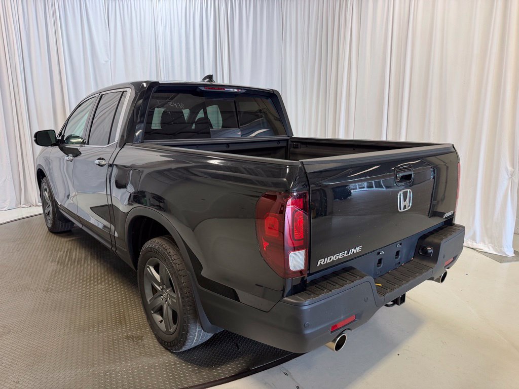 Used 2023 Honda Ridgeline RTL-E image 3