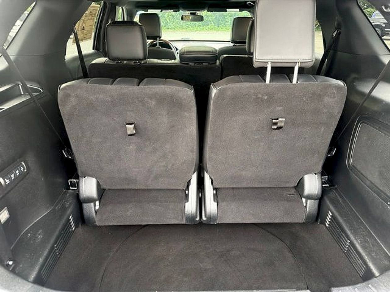 Used 2019 Ford Explorer Platinum AWD/4WD image 41