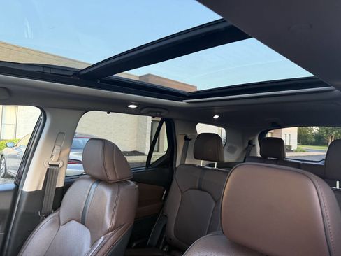 Used 2025 Honda Pilot Elite image 19
